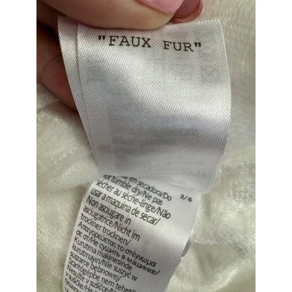 Mayoral Infant Girls White Textured Coat Faux Fur Collar Size 24M - Picture 4 of 16